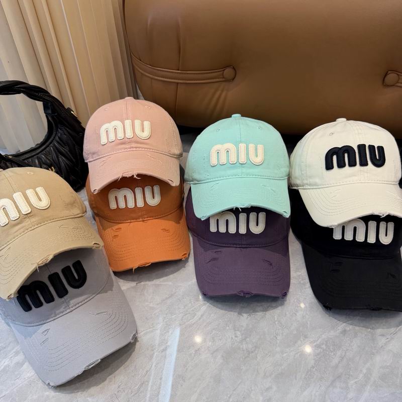 Miumiu cap dx34